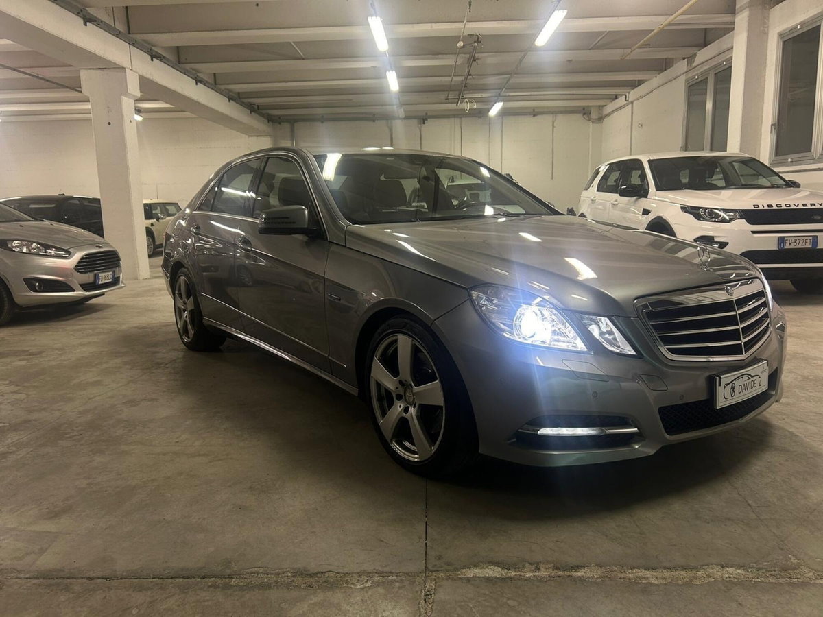 Mercedes-Benz Classe E 350 CDI BlueEFFICIENCY Avantgarde AMG (2)