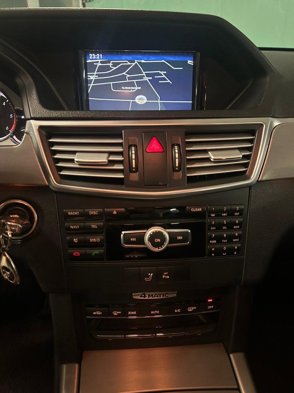 Mercedes-Benz Classe E 350 CDI BlueEFFICIENCY Avantgarde AMG (7)
