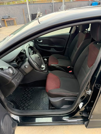 Renault Clio dCi 8V 75 CV Start&Stop 5 porte Energy Duel (7)