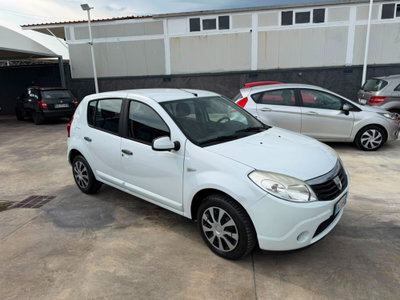 Dacia Sandero 1.4 8V GPL Lauréate (3)