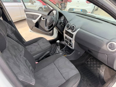 Dacia Sandero 1.4 8V GPL Lauréate (8)