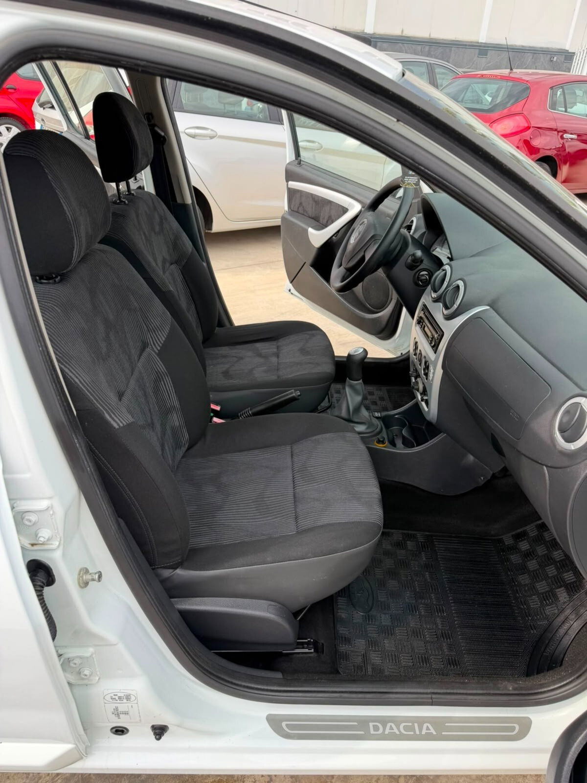 Dacia Sandero 1.4 8V GPL Lauréate (9)