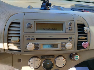 Nissan Micra 1.4 16V 3 porte Tekna (13)