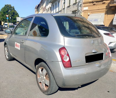 Nissan Micra 1.4 16V 3 porte Tekna (6)