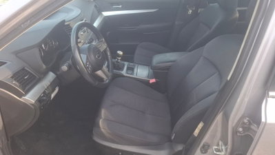 Subaru Legacy Station Wagon 2.0D SW Trend (20)