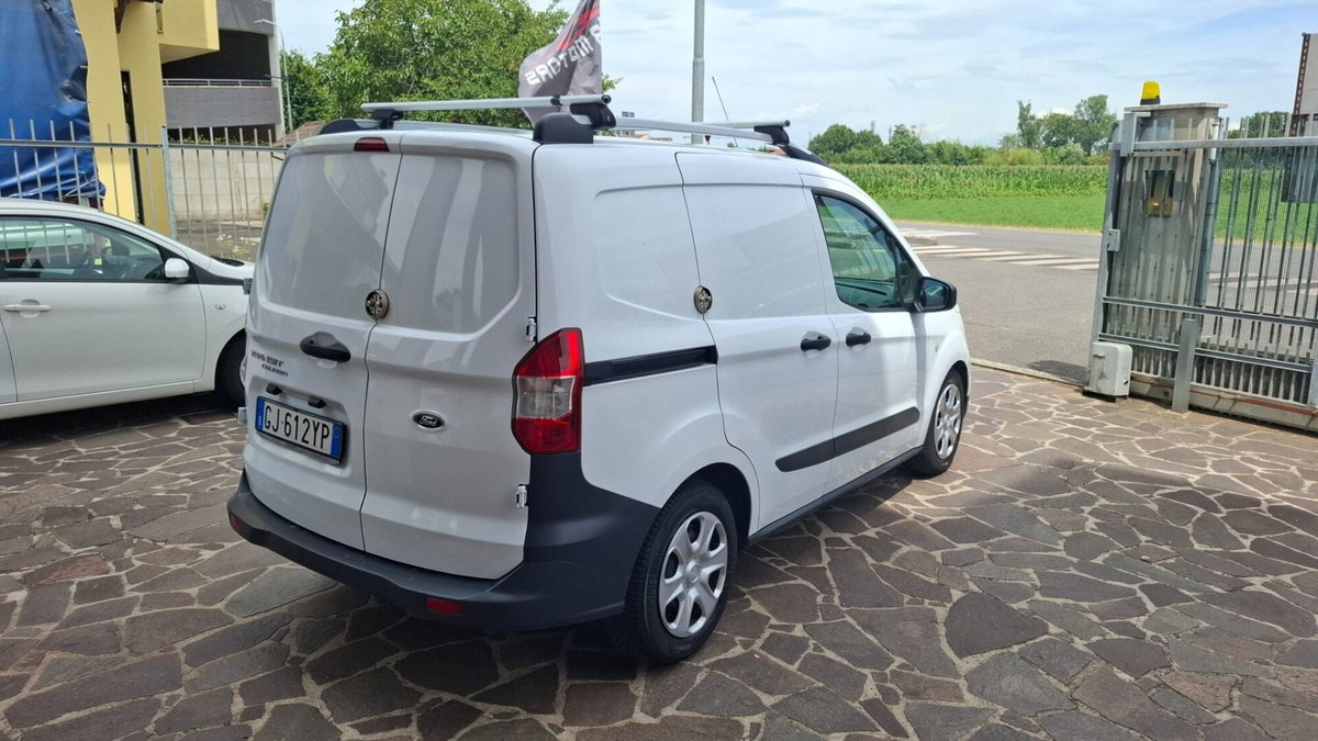 Ford Transit Courier 1.5 TDCi 75CV  Trend (3)