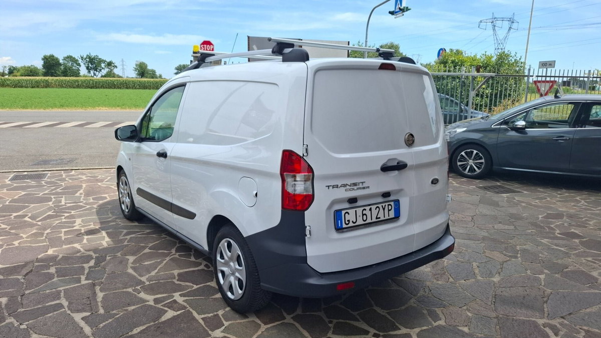 Ford Transit Courier 1.5 TDCi 75CV  Trend (4)