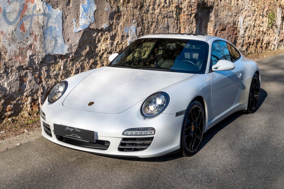 Porsche 911 Coupé Carrera 4S (6)