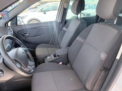 Renault Scenic E-Tech Electric XMod 1.5 dCi 110CV EDC Wave (10)