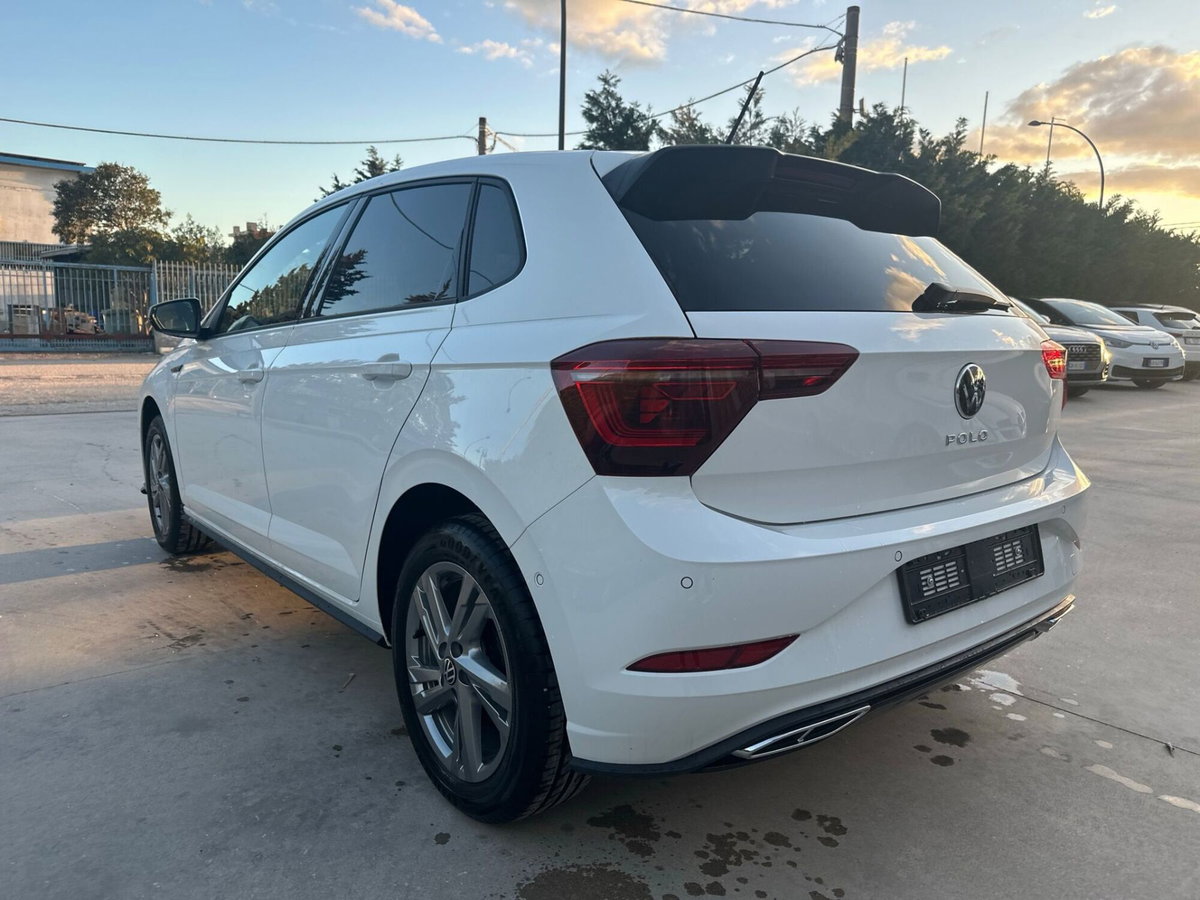 Volkswagen Polo 1.0 tsi R-Line 95cv (5)