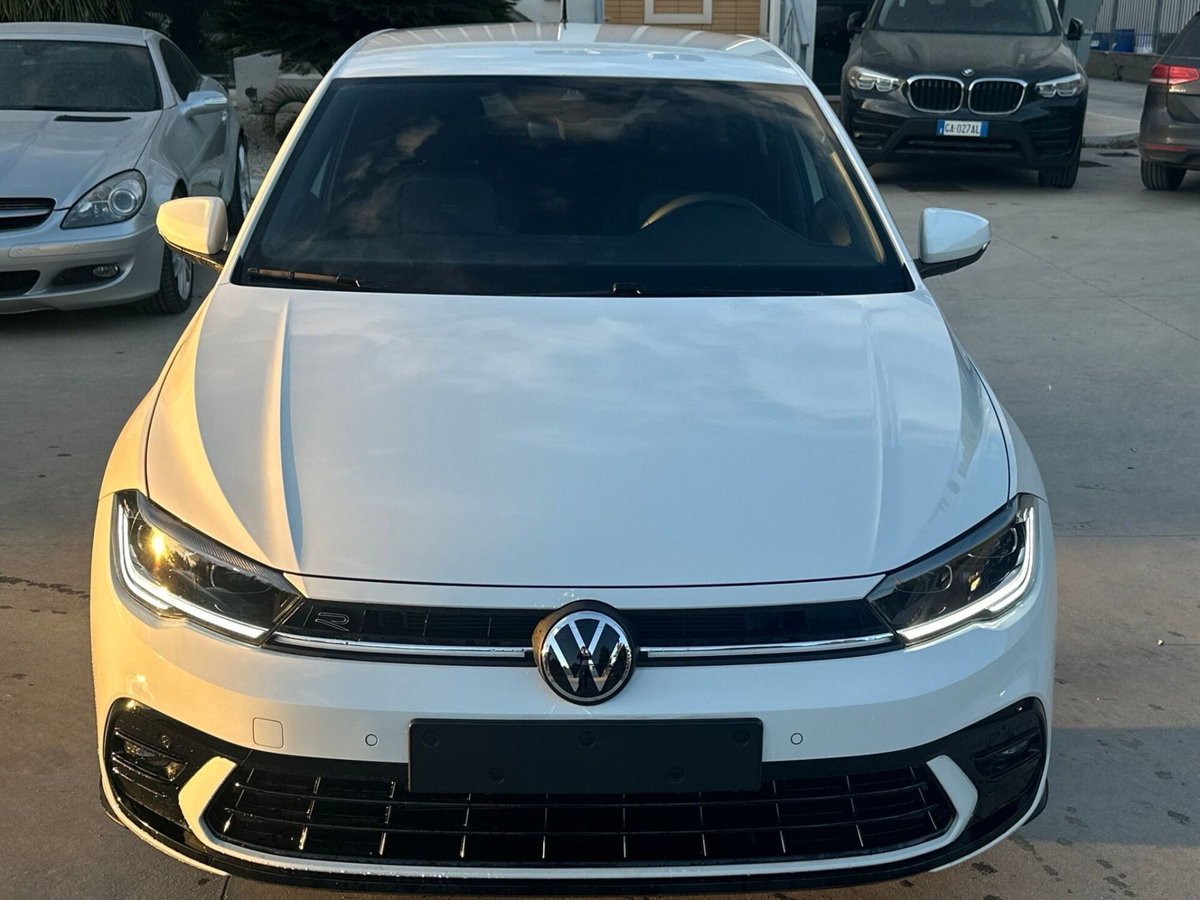 Volkswagen Polo 1.0 tsi R-Line 95cv (6)