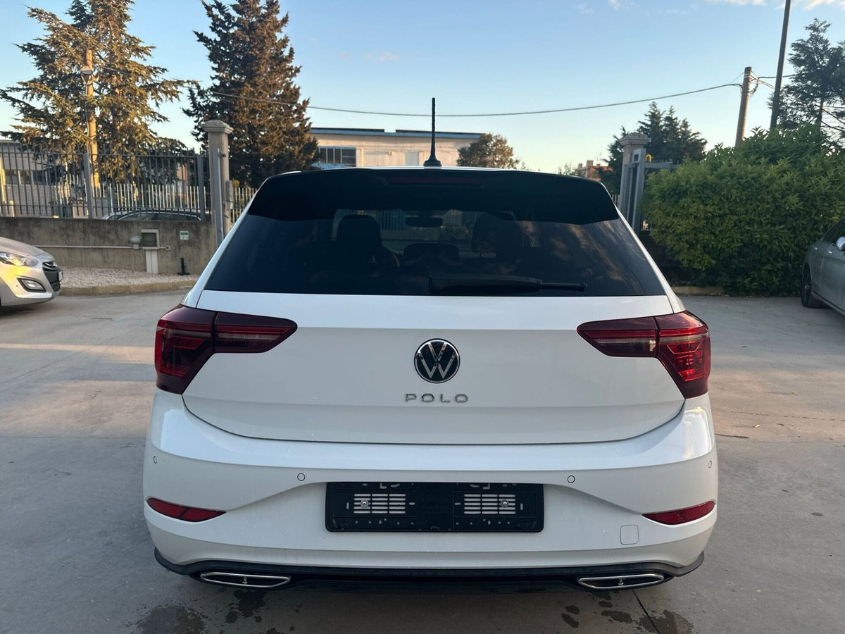 Volkswagen Polo 1.0 tsi R-Line 95cv (8)