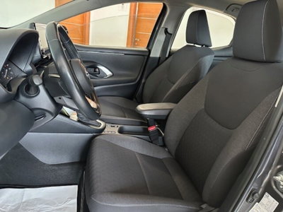 Toyota Yaris 1.5 Hybrid 5 porte Energy (8)