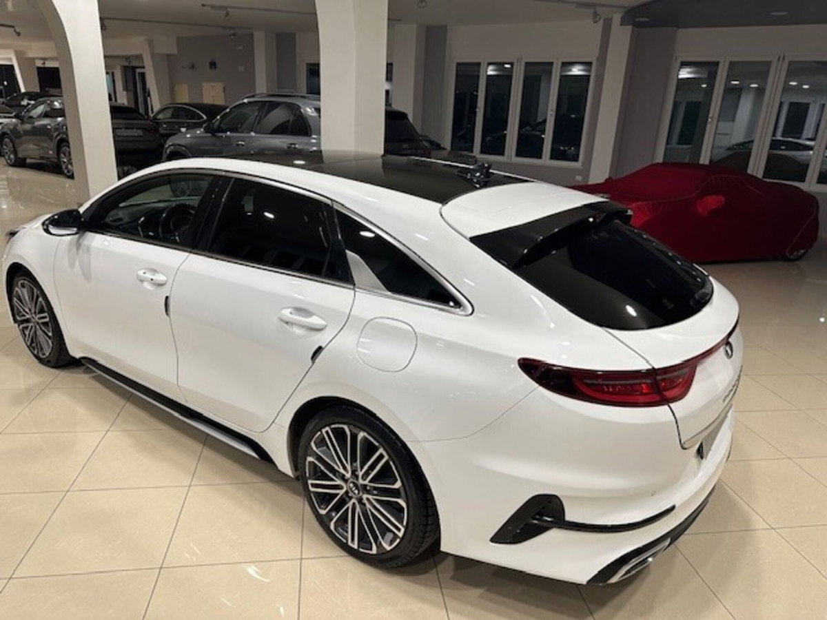 Kia ProCeed 1.6 CRDI DCT GT Line (7)