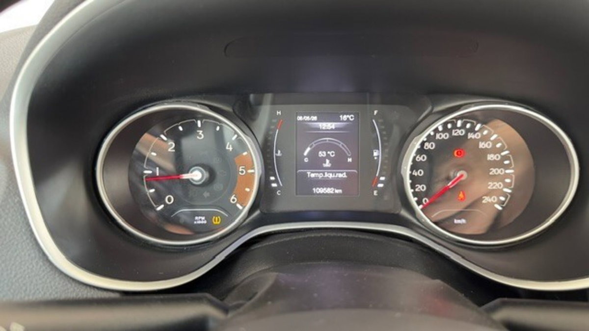 Jeep Compass 1.6 Multijet II 2WD Longitude (15)