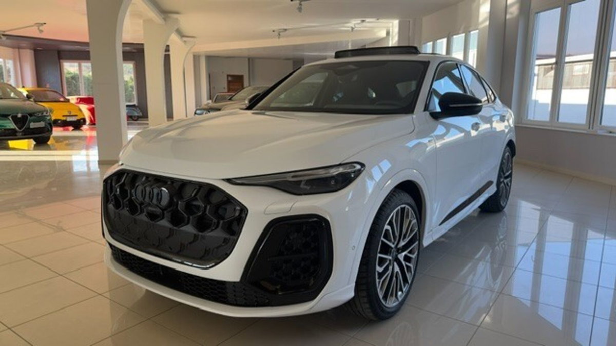 Audi Q5 Sportback 2.0 e-hybrid S line edition quattro 367cv s-tronic