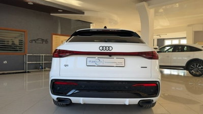 Audi Q5 Sportback 2.0 e-hybrid S line edition quattro 367cv s-tronic (6)