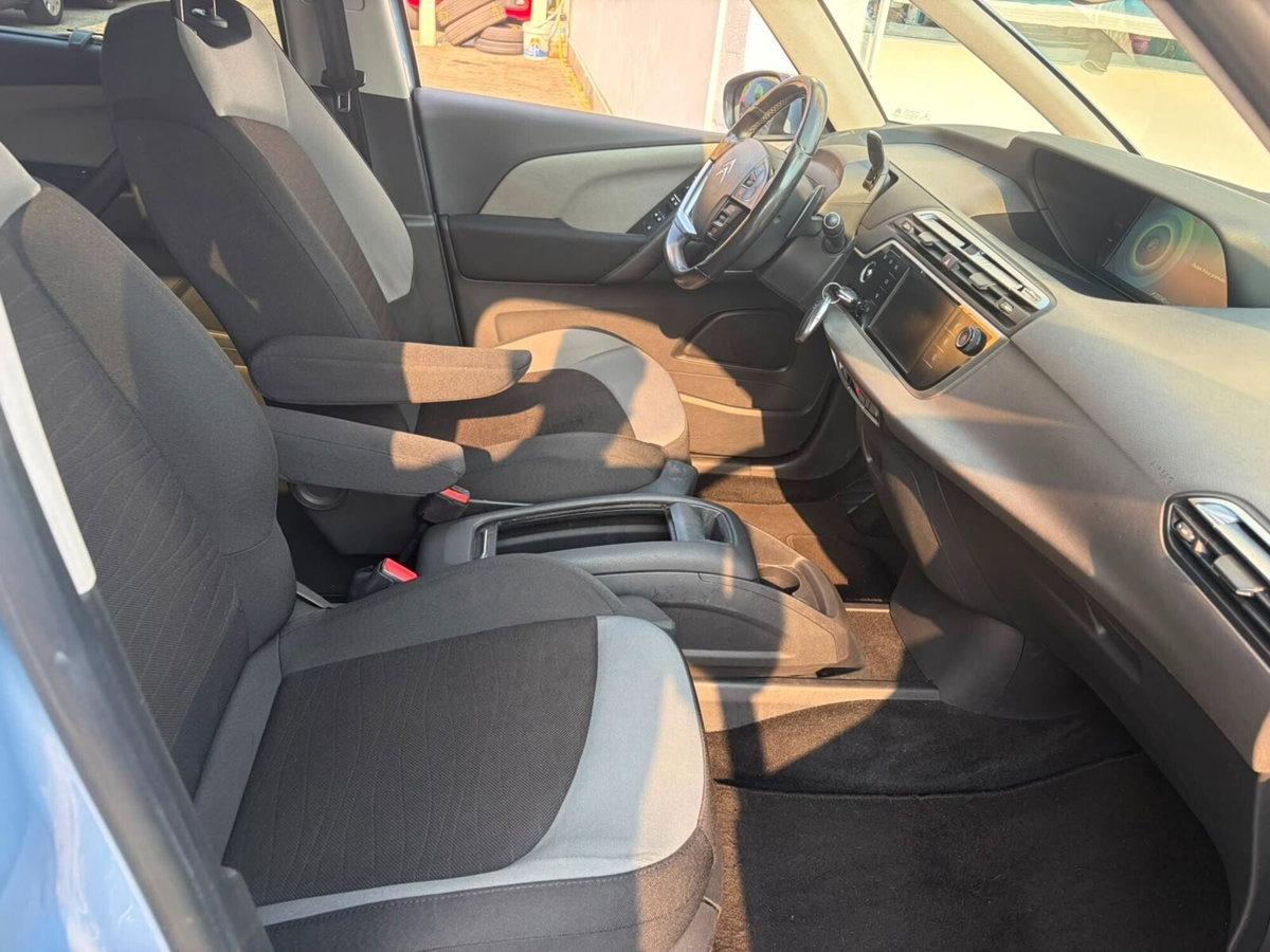 Citroen C4 Picasso 1.6 e-HDi 115 ETG6 Exclusive (10)