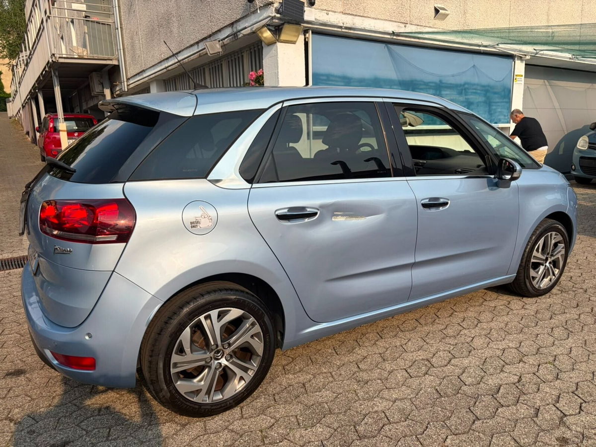 Citroen C4 Picasso 1.6 e-HDi 115 ETG6 Exclusive (4)