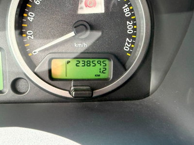 Land Rover Freelander 2.2 TD4 S.W. HSE (15)