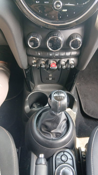 MINI Mini 1.5 One JCW 5 porte (7)