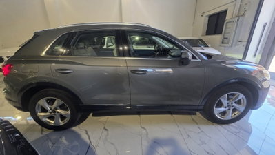 Audi Q3 35 TDI quattro S tronic Business Advanced (10)