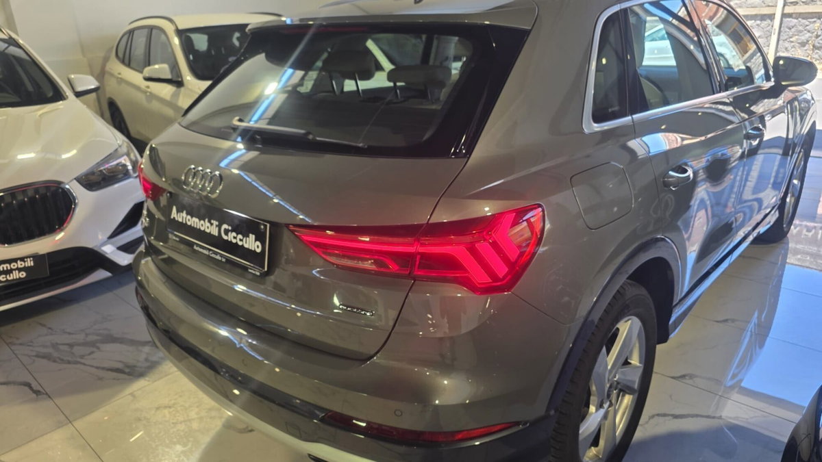 Audi Q3 35 TDI quattro S tronic Business Advanced (11)