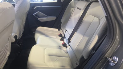 Audi Q3 35 TDI quattro S tronic Business Advanced (15)