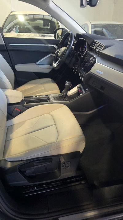 Audi Q3 35 TDI quattro S tronic Business Advanced (17)
