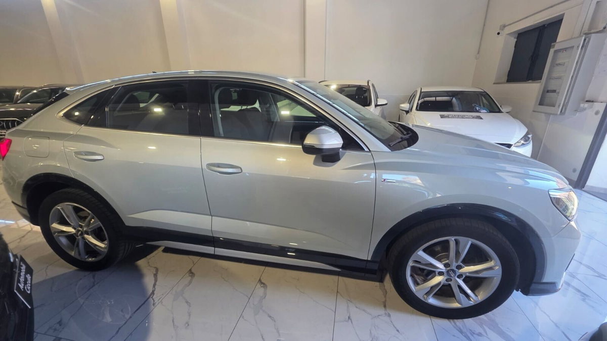Audi Q3 Sportback 35 TDI quattro S tronic S line edition (10)