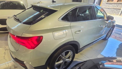 Audi Q3 Sportback 35 TDI quattro S tronic S line edition (11)