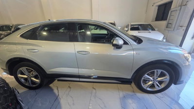 Audi Q3 Sportback 35 TDI quattro S tronic S line edition (12)