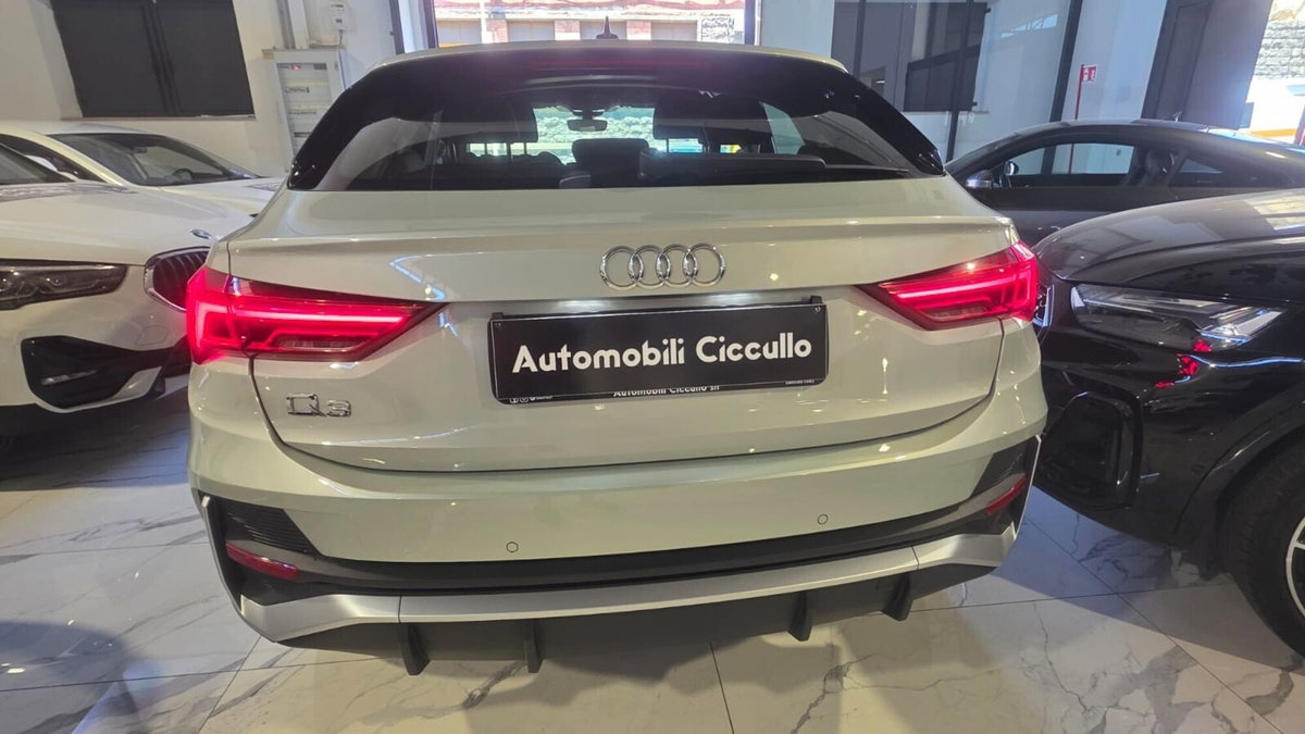 Audi Q3 Sportback 35 TDI quattro S tronic S line edition (9)