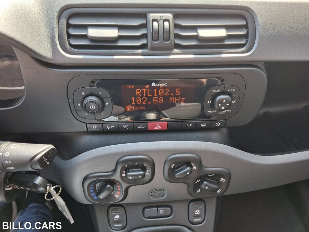 Fiat Panda 1.0 FireFly S&S Hybrid City Cross (11)