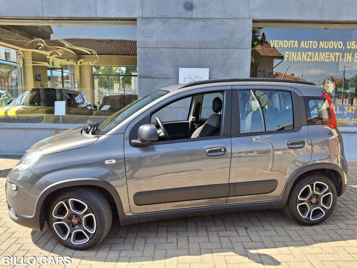 Fiat Panda 1.0 FireFly S&S Hybrid City Cross (5)