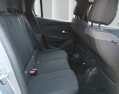 Peugeot 208 PureTech 100 Stop&Start 5 porte Active (8)