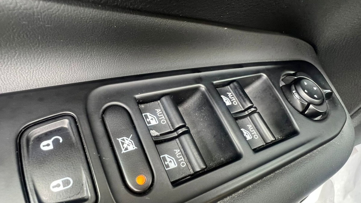 Jeep Renegade 1.6 Mjt 130 CV Limited (19)