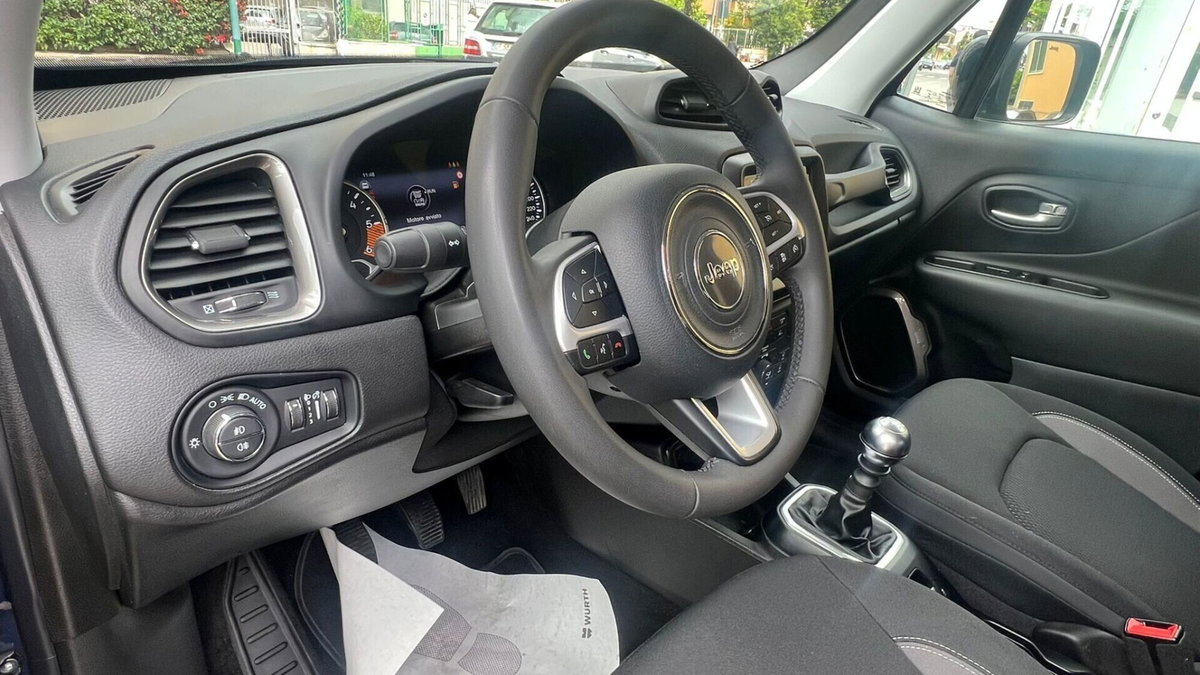 Jeep Renegade 1.6 Mjt 130 CV Limited (9)