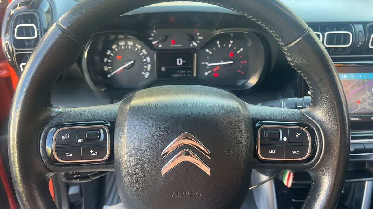 Citroen C3 Aircross BlueHDi 110 S&S Shine Pack (14)