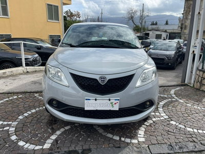 Lancia Ypsilon 1.2 69 CV 5 porte GPL Ecochic Gold (3)