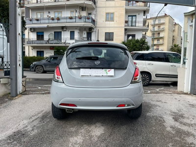 Lancia Ypsilon 1.2 69 CV 5 porte GPL Ecochic Gold (5)