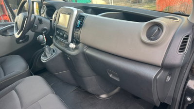 Renault Trafic Furgone T29 1.6 dCi 120CV S&S PC-TN Privilege Heavy (13)