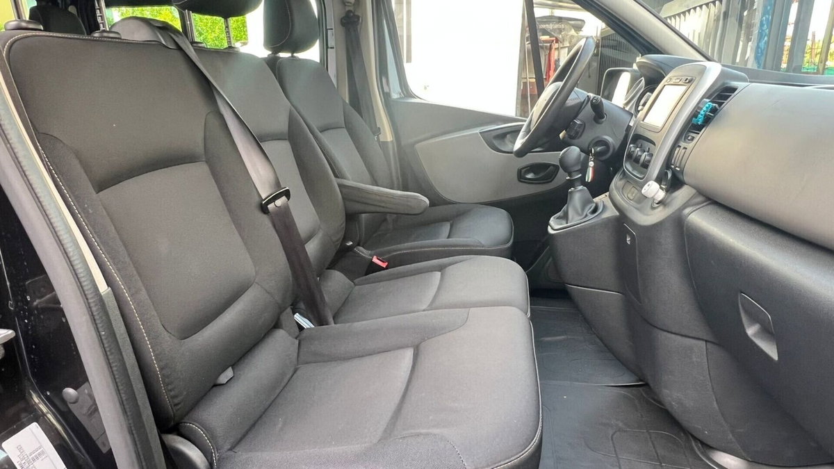 Renault Trafic Furgone T29 1.6 dCi 120CV S&S PC-TN Privilege Heavy (9)