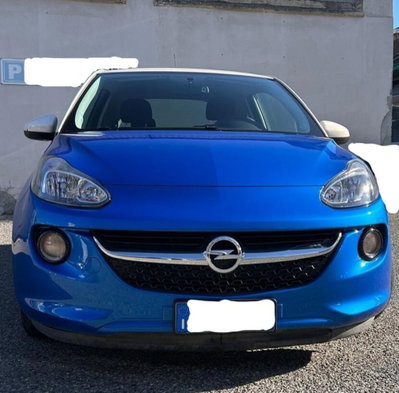 Opel Adam 1.2 70 CV (2)