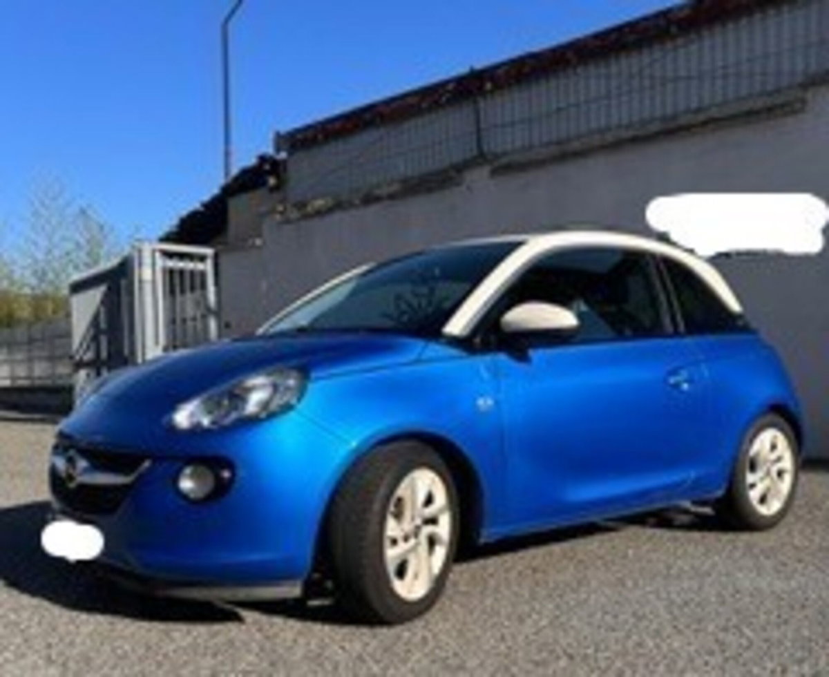 Opel Adam 1.2 70 CV (3)