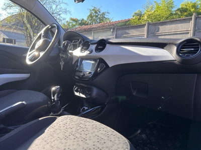 Opel Adam 1.2 70 CV (7)