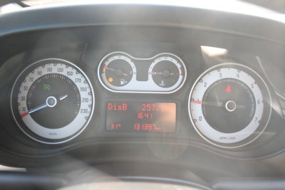 Fiat 500L 1.3 Multijet 95 CV Lounge (10)