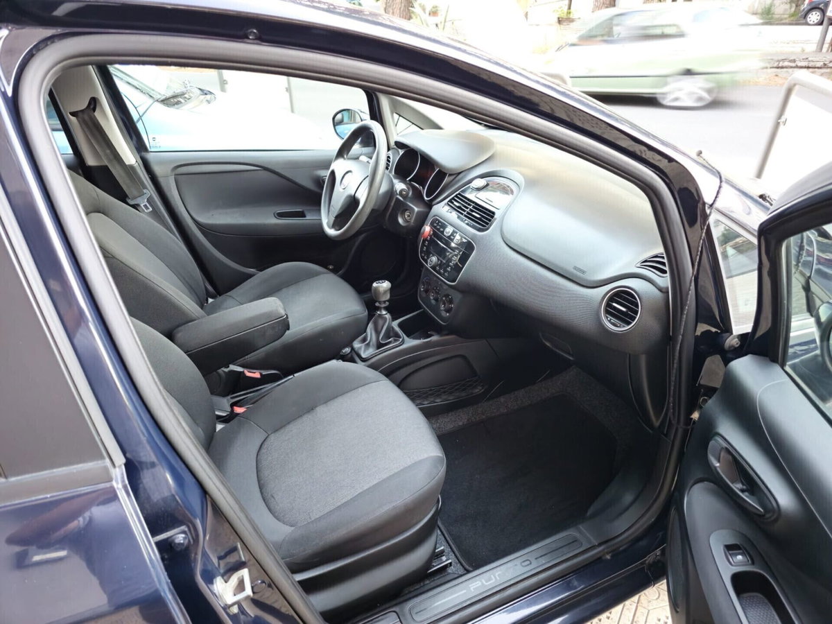 Fiat Punto 1.4 8V 5 porte Easypower Street (5)