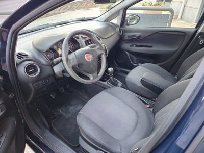 Fiat Punto 1.4 8V 5 porte Easypower Street (8)