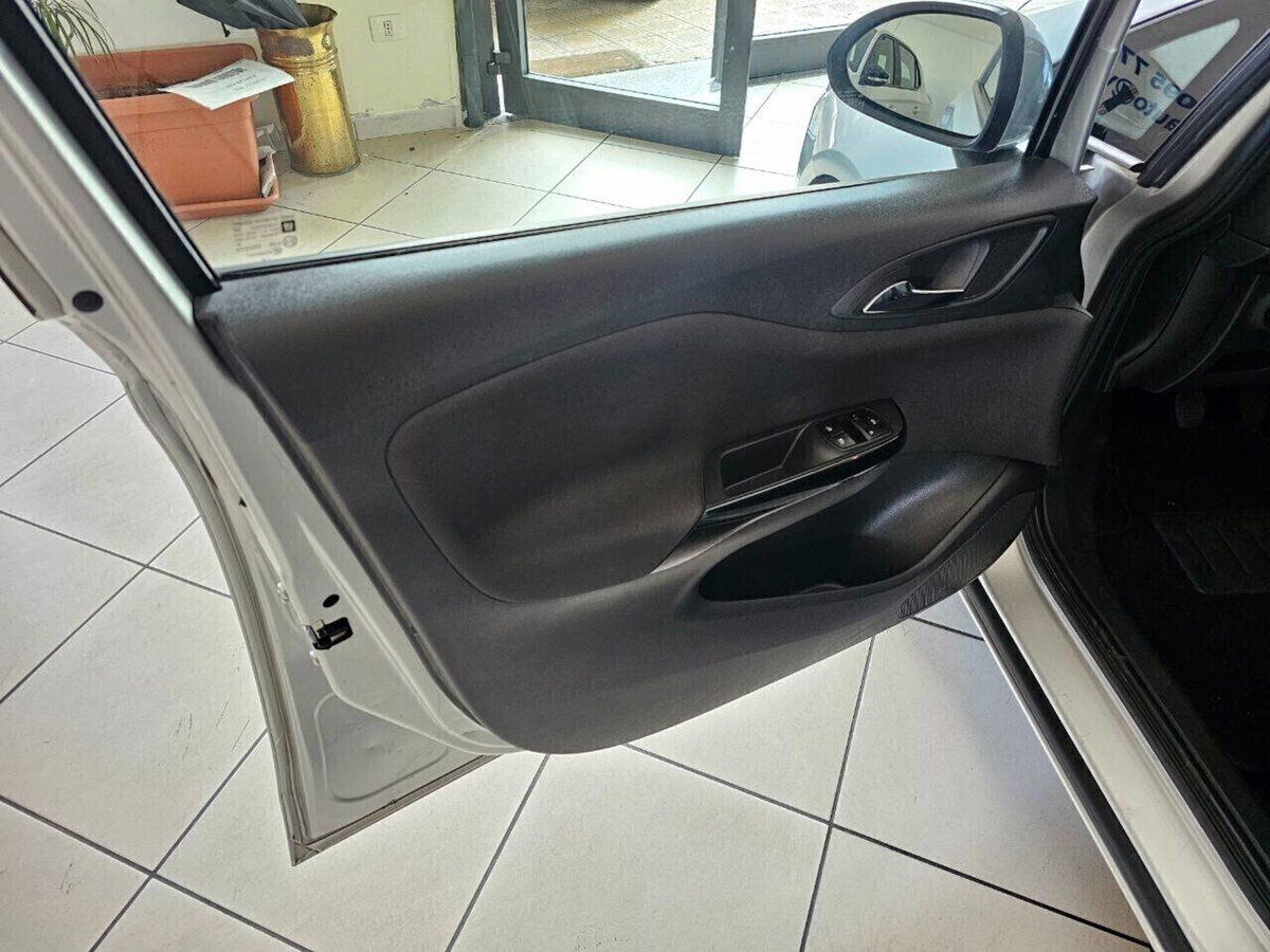 Opel Corsa 1.3 CDTI 95CV F.AP. 5 porte Cosmo (12)